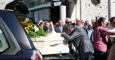 Copertina di “Ogni volta che guarderete il mare, io sarò lì”: l’addio a Federico Gualtieri, il biologo morto nell’immersione alle Maldive