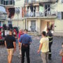 Copertina di Apre il gas e fa esplodere l’appartamento e parte della palazzina: 50enne grave in provincia di Alessandria