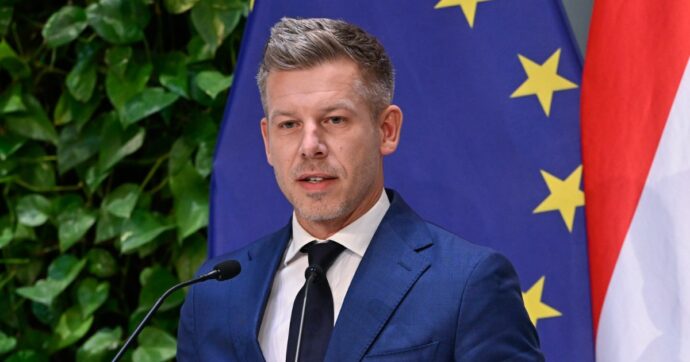 Magyar come Orbán: “Ucraina nell’Ue? Prima serve un accordo sui diritti delle minoranze ungheresi che vivono lì”