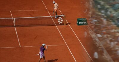 Copertina di Roland Garros, l’impresa del “predestinato” Fonseca contro Djokovic: perché la vittoria può cambiargli la carriera
