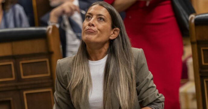 Scandali Psoe in Spagna, Junts prende le distanze dal governo: “Sanchez convochi elezioni anticipate o dia spiegazioni”