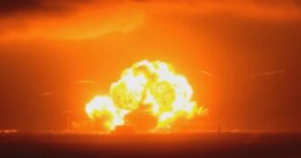 Il razzo di Blue Origin esplode in rampa di lancio: "Anomalia durante il test di accensione"