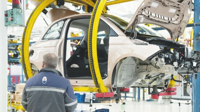 Stellantis prolunga la cassa integrazione a Mirafiori: il “cuore” della fabbrica chiuso fino a 6 novembre
