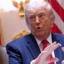 Copertina di Trump  acquistò   le azioni Dell prima del maxi-contratto