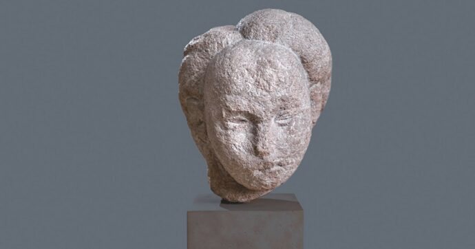 Il ‘’bacio infinito’’ di Brancusi: Roma celebra lo scultore nato 150 anni fa. La recensione della mostra al Museo dei Fori Imperiali
