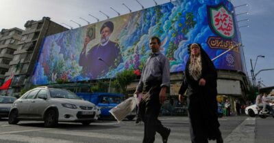 Copertina di Trump prende tempo sull’accordo Usa-Iran: “Ok solo se Teheran rispetterà linee rosse”. Resta alta la tensione: “Missile contro Kuwait, 5 americani feriti”. Ancora morti in Libano