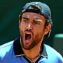 Copertina di Eroico Berrettini: batte Comesana dopo più di 5 ore e scoppia in lacrime al Roland Garros. “Non me l’aspettavo, c’è tanto lavoro dietro”