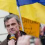Copertina di “L’Ucraina non ha nessuna delle condizioni per essere ammessa in Ue”: parola di Carlo Calenda (del 2022, a guerra già iniziata)