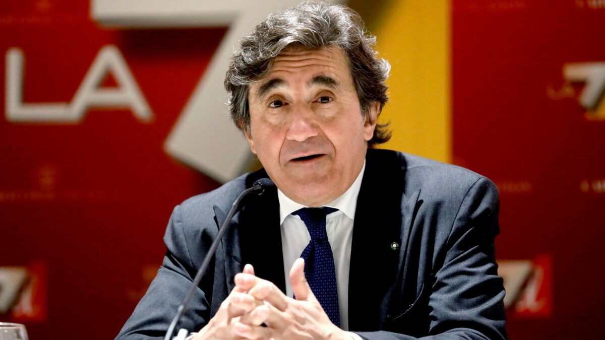 “L’addio di Enrico Mentana a La7? Mi dispiace ma posso capire. Non ho ancora scelto chi lo sostituirà”: così Urbano Cairo