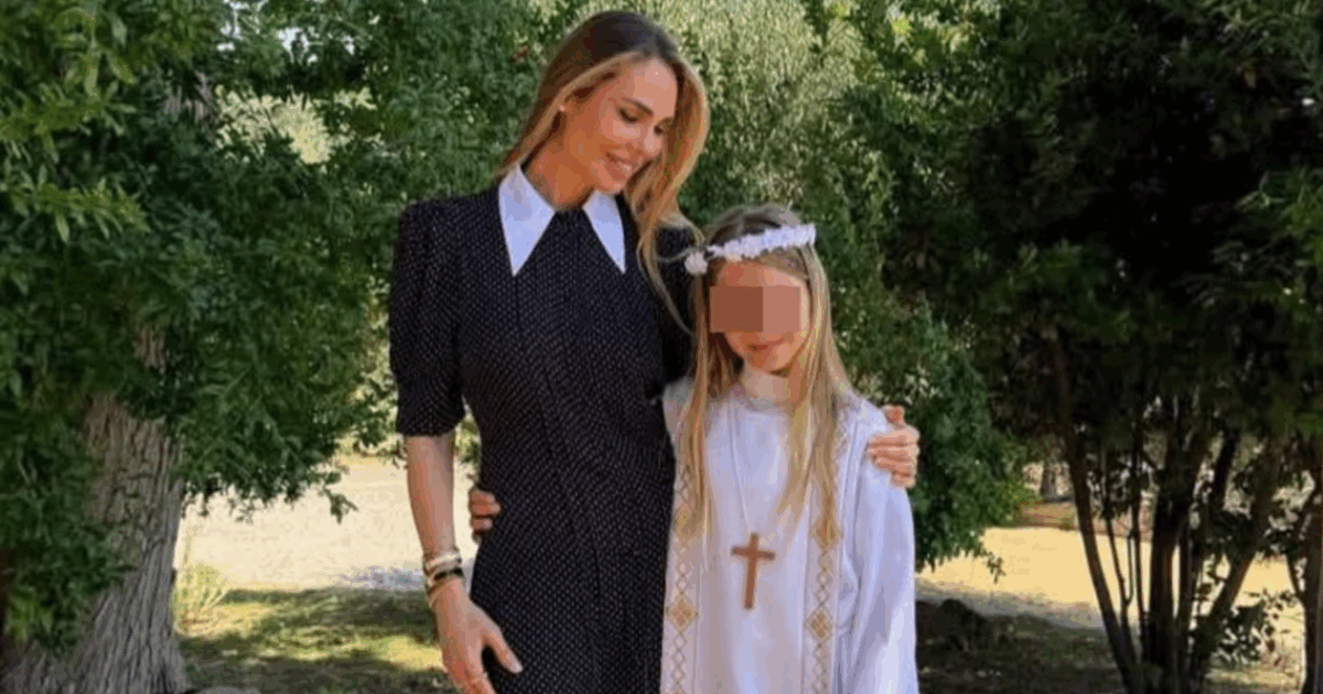 Isabel Totti fa la Prima Comunione ma non c’è traccia di papà Francesco alla festa con Ilary Blasi: il “mistero”, poi la reunion con festeggiamenti doppi