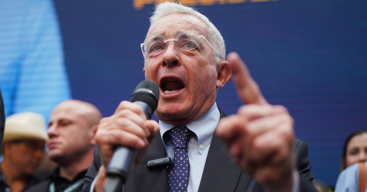 pi249 che un vincitore il primo turno delle presidenziali colombiane ha prodotto uno sconfitto alvaro uribe da Ilfattoquotidiano.it pi249 che un vincitore il primo turno delle presidenziali colombiane ha prodotto uno sconfitto alvaro uribe