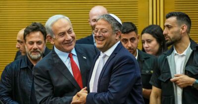 Copertina di “Ben-Gvir può usare la polizia per influenzare le elezioni”: scontro in Israele sulla legge che dà alla politica il potere di giudicare gli agenti