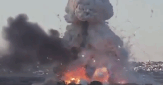 Copertina di Esplode fabbrica di fuochi d’artificio a Malta: l’impressionante deflagrazione in un video