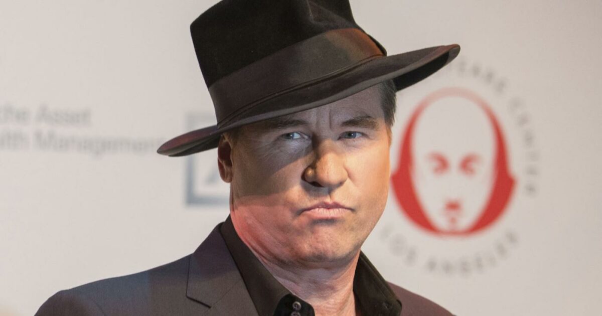 “Val Kilmer è la persona peggiore con cui abbia mai lavorato. Un cretino”: lo sfogo del regista Adam Marcus. L’attore è morto di polmonite nel 2025