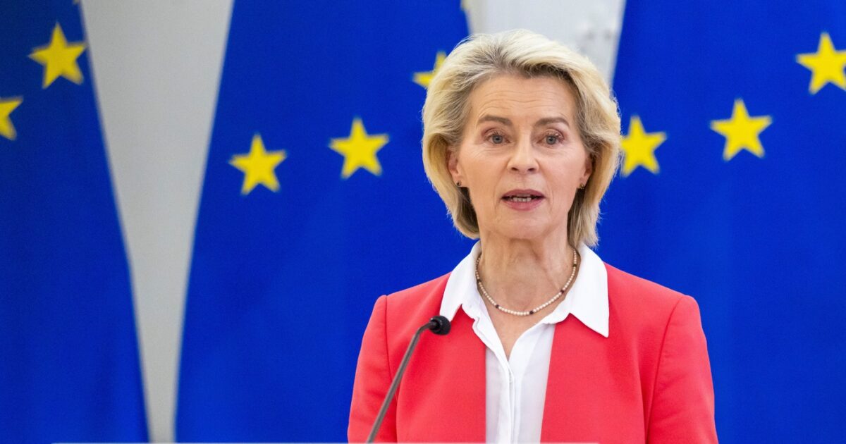 l8217ue apre a una mini clausola sulle spese per l8217energia 65 miliardi ma solo per investimenti e per 18 mesi da Ilfattoquotidiano.it l8217ue apre a una mini clausola sulle spese per l8217energia 65 miliardi ma solo per investimenti e per 18 mesi