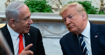 Copertina di Iran, Camera Usa: “Stop alla guerra”. Trump può porre il veto. Libano-Israele, nuovo accordo di tregua. Ucciso un Casco Blu serbo nel sud nel paese