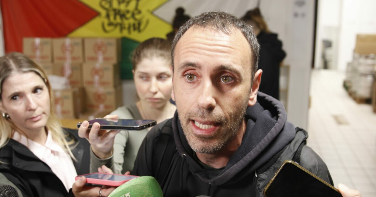 zerocalcare replica alle polemiche sulla serie lavoratori sottopagati mi spiace non mi abbiano visto come un alleato da Ilfattoquotidiano.it zerocalcare replica alle polemiche sulla serie lavoratori sottopagati mi spiace non mi abbiano visto come un alleato