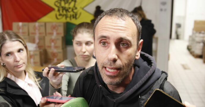 Zerocalcare replica alle polemiche sulla serie: “Lavoratori sottopagati? Mi spiace non mi abbiano visto come un alleato”