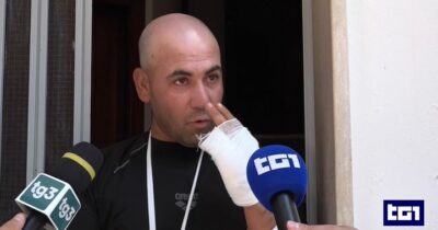 Copertina di Il superstite della strage di braccianti: “Ho rotto il finestrino a testate. Volevano i soldi, ci minacciavano”
