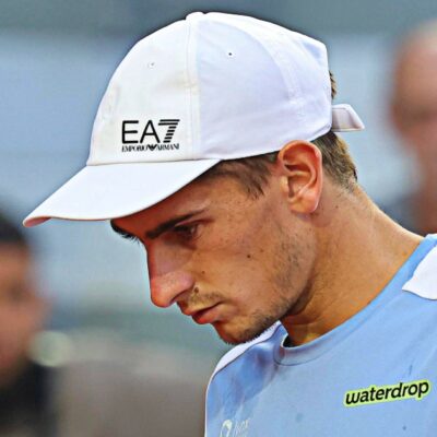 Copertina di Arnaldi ha già fatto qualcosa di storico a Parigi: nessuno era mai arrivato ai quarti Slam giocando così tanto. Con Tiafoe in campo 5 ore e mezza