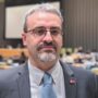 Copertina di La parata del 2 giugno esalta i droni, l’analista Francesco Vignarca: “Fanno credere che la guerra sia meno cruenta, ma sono strumenti di morte”