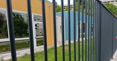 Copertina di Nuovi ma vuoti: ecco gli asili Pnrr di Pescara, costruiti sui parchi e gli orti urbani