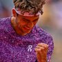 Copertina di Roland Garros: Cobolli magistrale, vince anche il terzo set contro Auger-Aliassime | Risultato in diretta