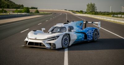Copertina di Toyota porta l’idrogeno a Le Mans. Debutto sportivo per il prototipo TR LH2 Racing