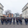 Copertina di Milano, arrestato un insegnante della scuola militare Teuliè: violenza sessuale, concussione e maltrattamenti sugli allievi