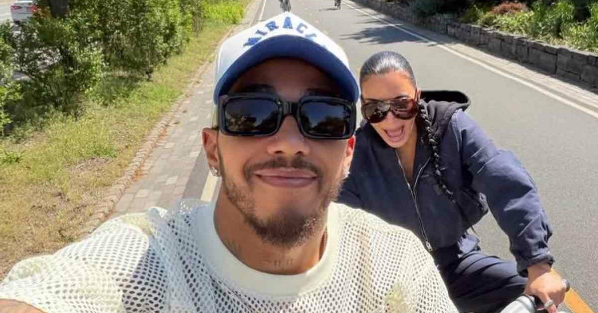 Mesi di indiscrezioni e incontri segreti, poi la foto che conferma tutto: Kim Kardashian e Lewis Hamilton sono una coppia