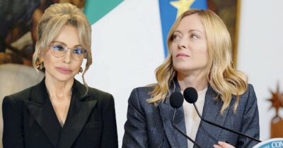Copertina di Archiviato Dell’Utri sulle stragi, Meloni sente Marina e fa asse contro i pm: “Disastro giudiziario”