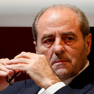 Copertina di Grazia a Minetti, Di Pietro: “Hanno chiuso il caso per salvare la reputazione del Colle, della Procura generale e del Ministero”