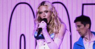 Copertina di “C’era molto playback. Ma era inevitabile”: Madonna e il concerto a sorpresa a Times Square per il mese del Pride e per promuovere “Confessions on a Dance Floor II”