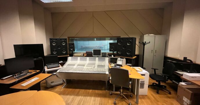 Dal Quartetto Cetra a Gassman e Chiambretti: la Rai rottama la culla della radio. “Fermiamo la dismissione”