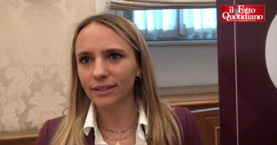 Copertina di “Da Valditara a Bongiorno, sulla violenza di genere non troveremo alleati nella destra”: parlano le promotrici della campagna