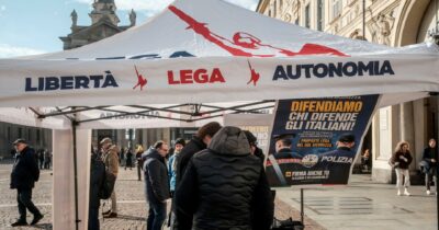 Copertina di Coalizione incartata: la Lega fa le primarie