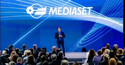 Copertina di Giornalisti sottopagati: multa  Inps da 21 mln per Mediaset