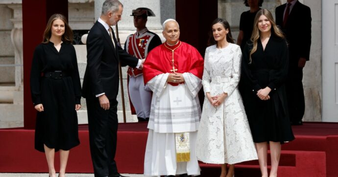 Papa Leone XIV a Madrid: “Gli abusi sono una ferita ancora aperta”. Appello per Ucraina e Libano. “Ai Mondiali tiferò Usa”