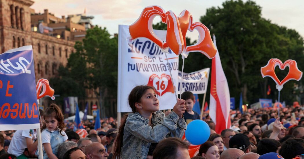 L’Armenia al voto, candidati filorussi arrestati senza motivo