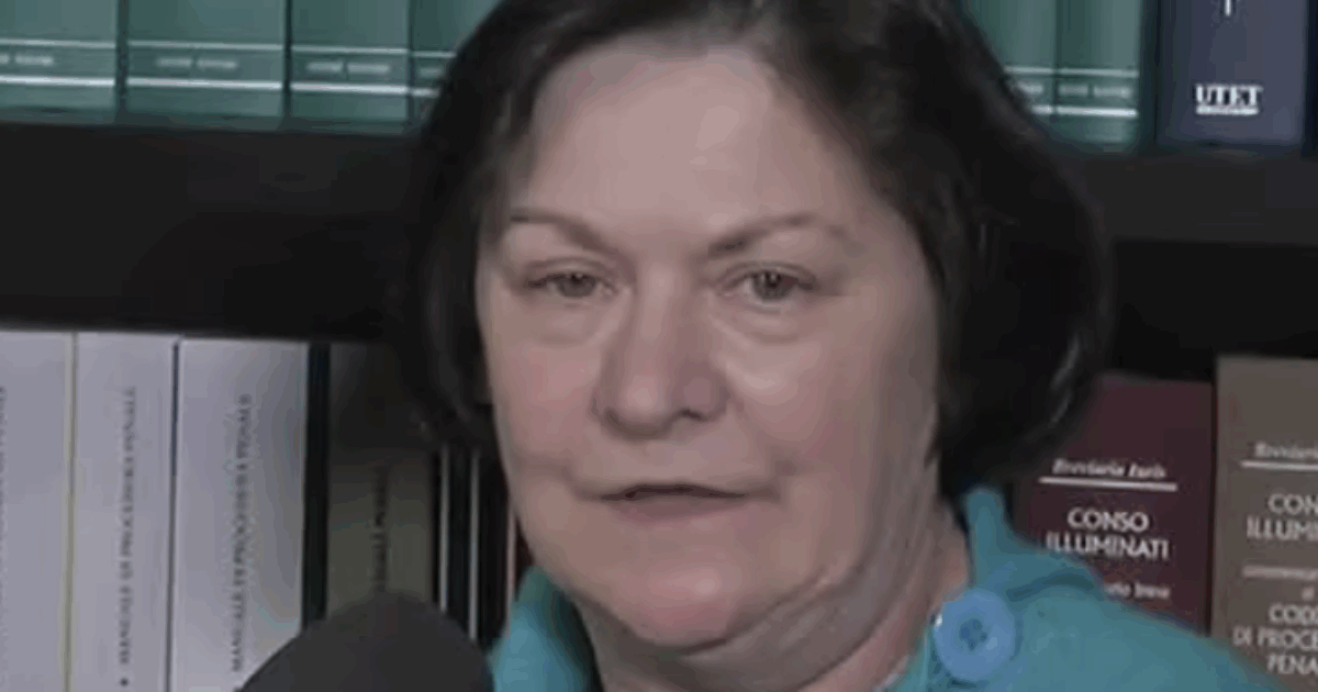 Parla la mamma di Alberto Stasi: “Quando tornerà a casa, da innocente o da colpevole, penso che andremo al cimitero da Chiara Poggi”