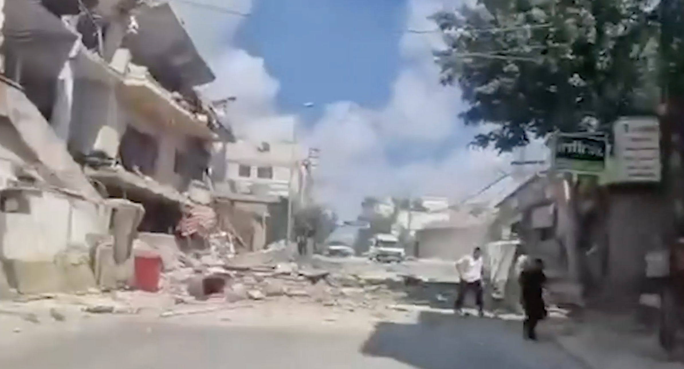 Nuovi raid israeliani nel Libano meridionale: le i