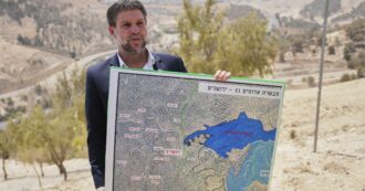 Copertina di Sei Paesi annunciano nuove sanzioni contro chi sostiene le colonie israeliane: colpito anche il ministro Smotrich