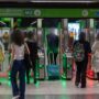Copertina di “Molestie per un passeggero su tre”, un’indagine della Statale di Milano fotografa la “paura” su metro, treni e autobus