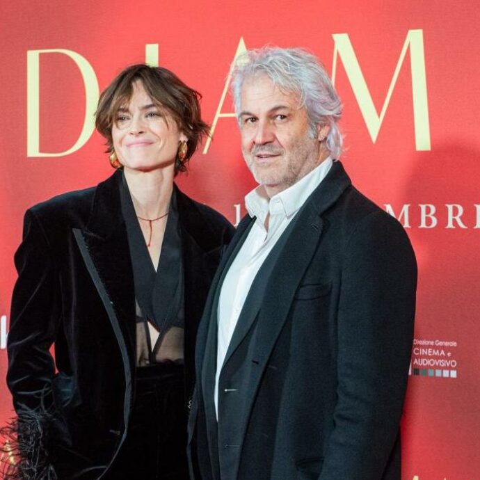 “Prima di Kasia Smutniak la mia vita era disordinata. Tra i 18 e i 20 anni non ero socievole e a disagio. Se mi fossi fatto aiutare sarei una persona migliore”: così Domenico Procacci