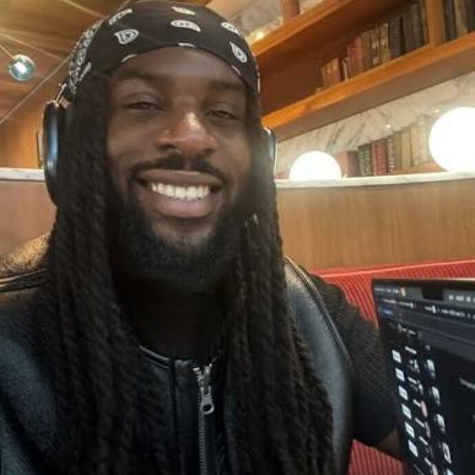 Talay Riley ucciso a coltellate a Londra: è morto a 35 anni l’autore di Dua Lipa e Britney Spears, indagini in corso