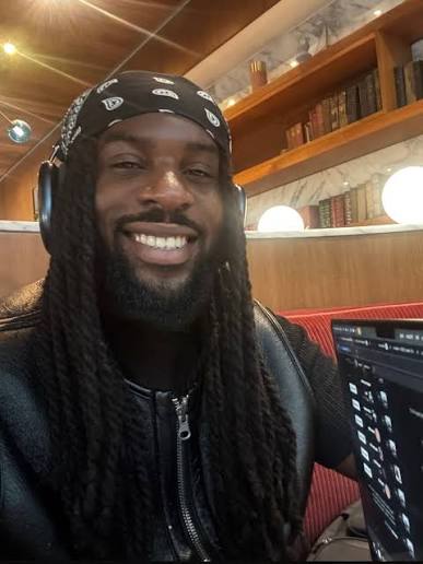 Talay Riley ucciso a coltellate a Londra: è morto 