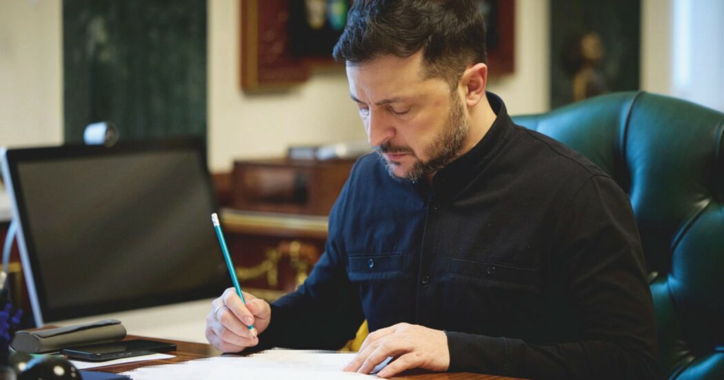 Zelensky vende droni agli alleati Tusk e Meloni scontenti dell’E3