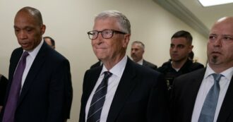 Copertina di Epstein Files, Bill Gates ammette di fronte al Congresso: “Non avrei mai dovuto incontrarlo, ma non sono mai stato sulla sua isola”