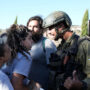 Copertina di Cisgiordania, nel 2025 record di violenze dei coloni israeliani: +133% di morti. Gaza, Hamas compie esecuzioni e torture