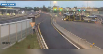Camionista fa inversione al casello di Bologna e imbocca l'autostrada A1 contromano: beccato dalle telecamere